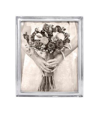 Mariposa Signature Frame