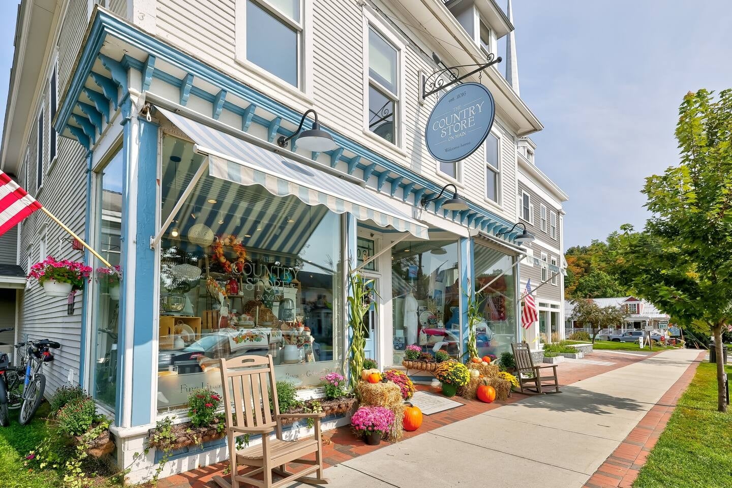 Bring on All the Fall Things: Cozy Days, Pumpkin Spice & Vermont in Autumn