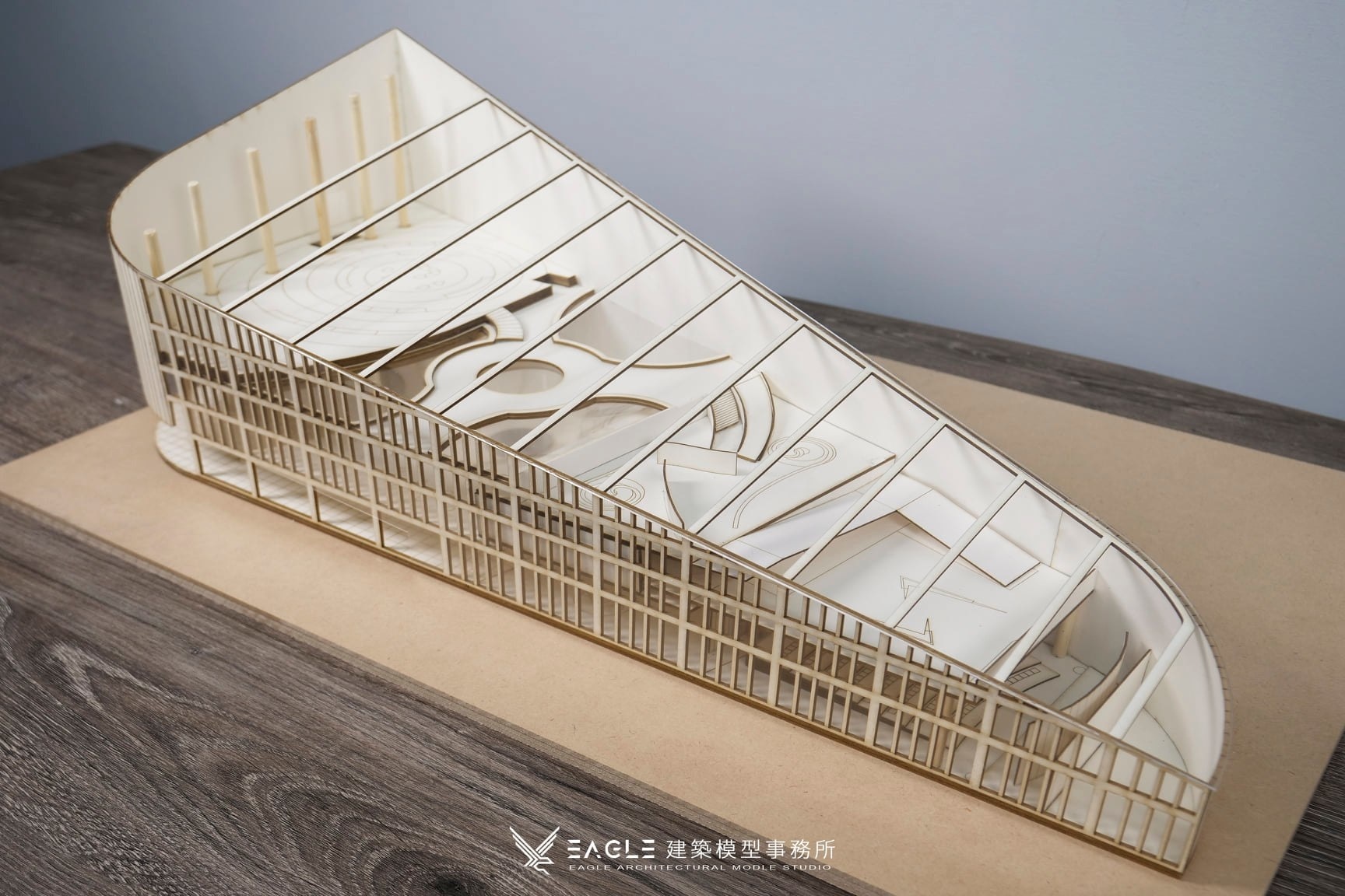 Eagle Model Studio - Miniature Buildings