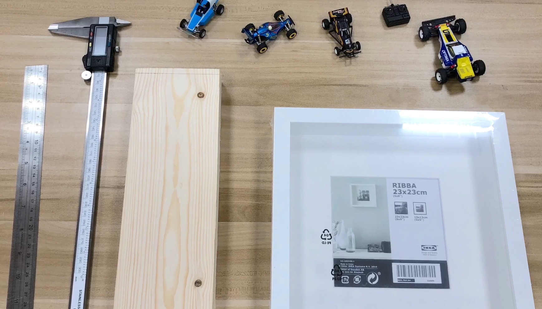 How to make a creative display frame using a vacuum former