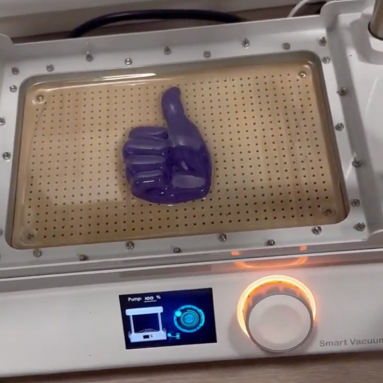 Vacuum forming over the 3D printed shape