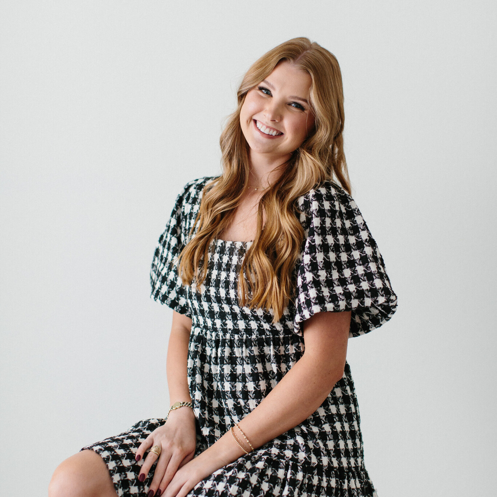 entro Houndstooth Print Puff-Sleeve Dress