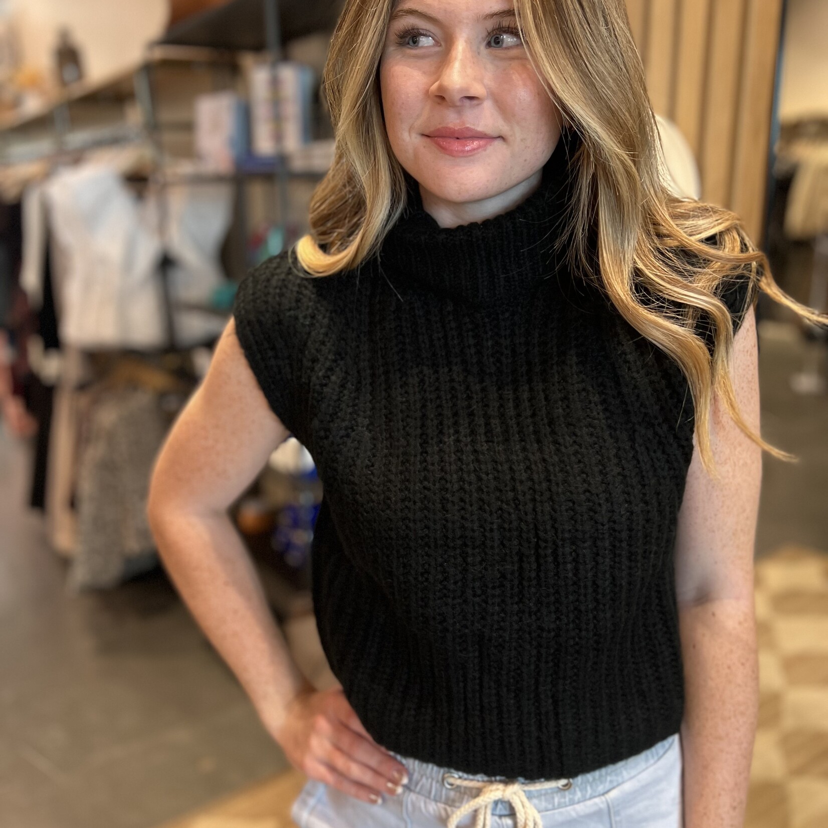 Cropped Turtleneck Sleeveless Sweater