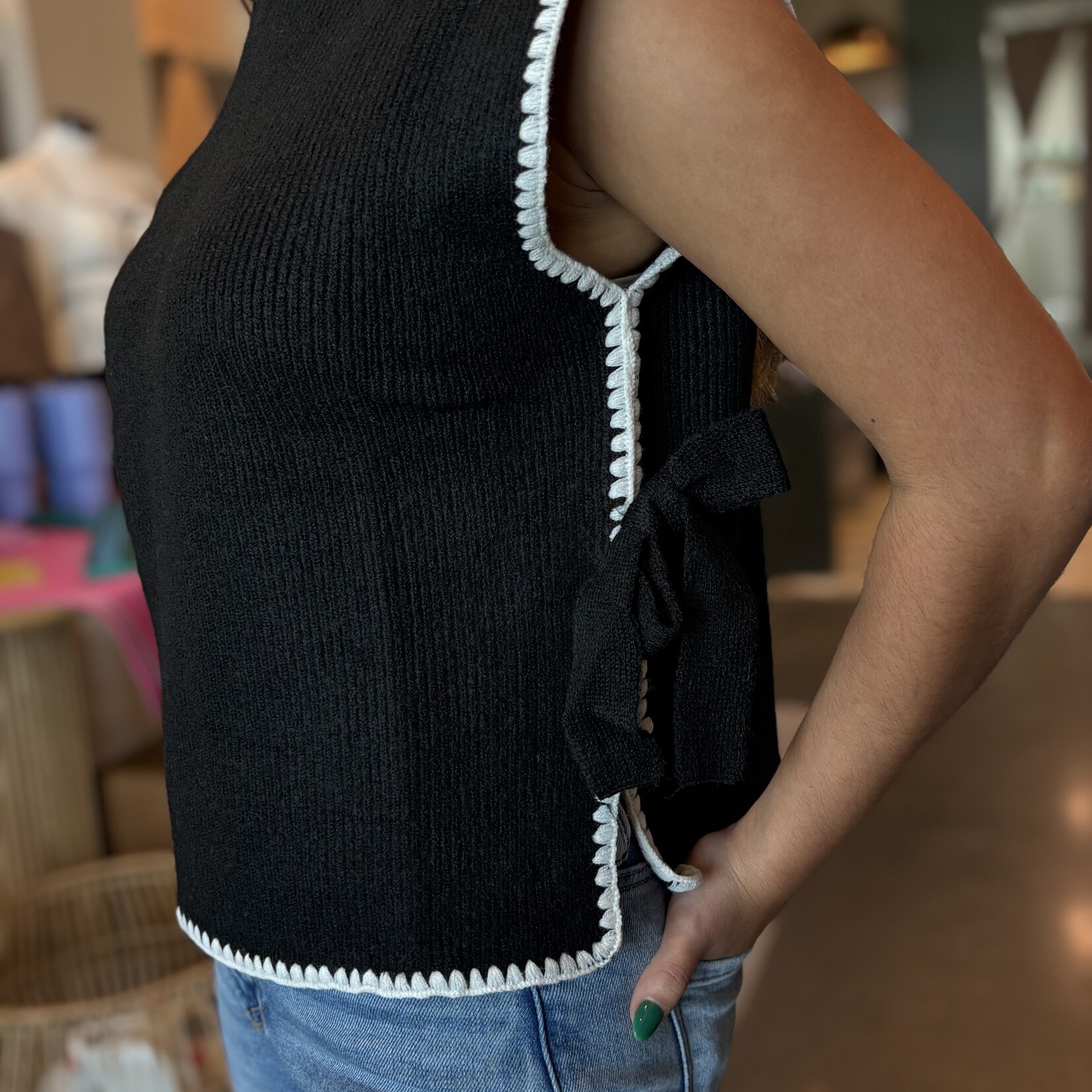 Contrast Stitch Tie Detail Sweater Vest