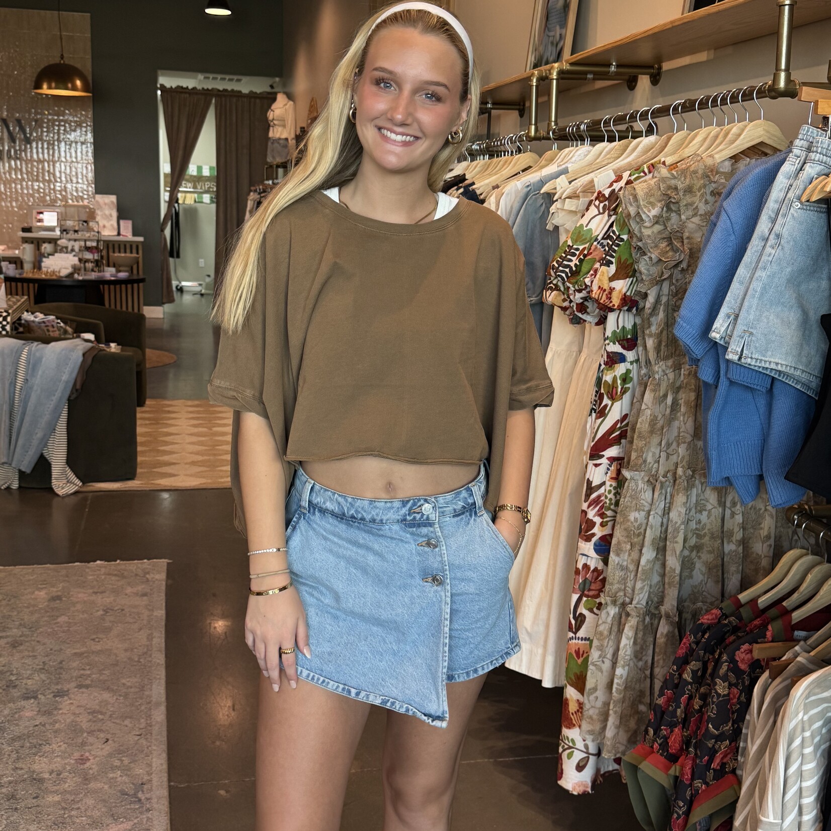 miou muse Oversize Boxy Cropped Tee