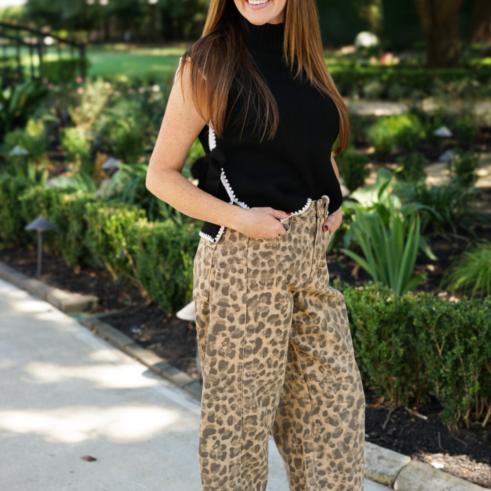 Contrast Stitch Tie Detail Sweater Vest