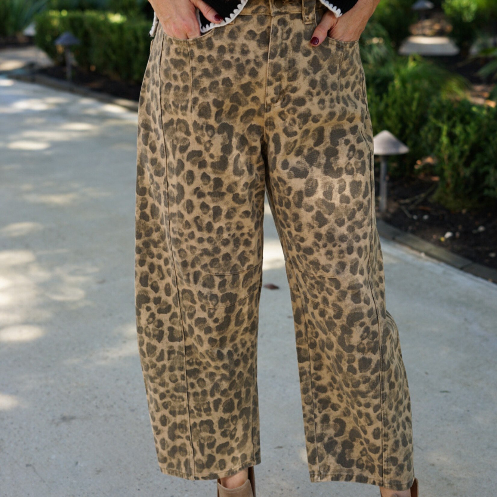miou muse Leopard Printed Barrel Pants