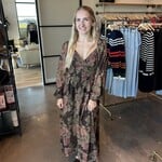 promesa Floral Button Detail Maxi Dress