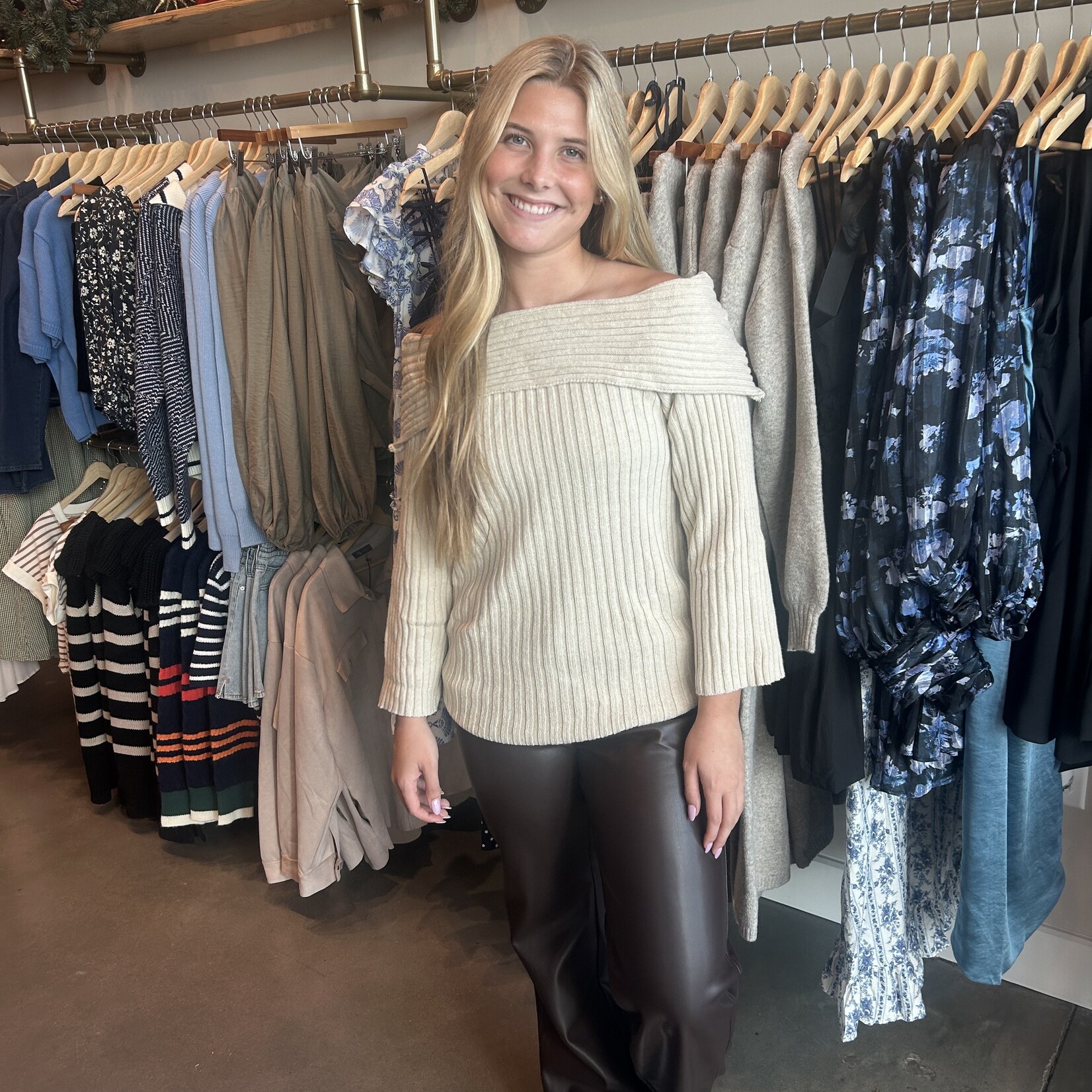 needii Chunky Oversized Off Shoulder Sweater