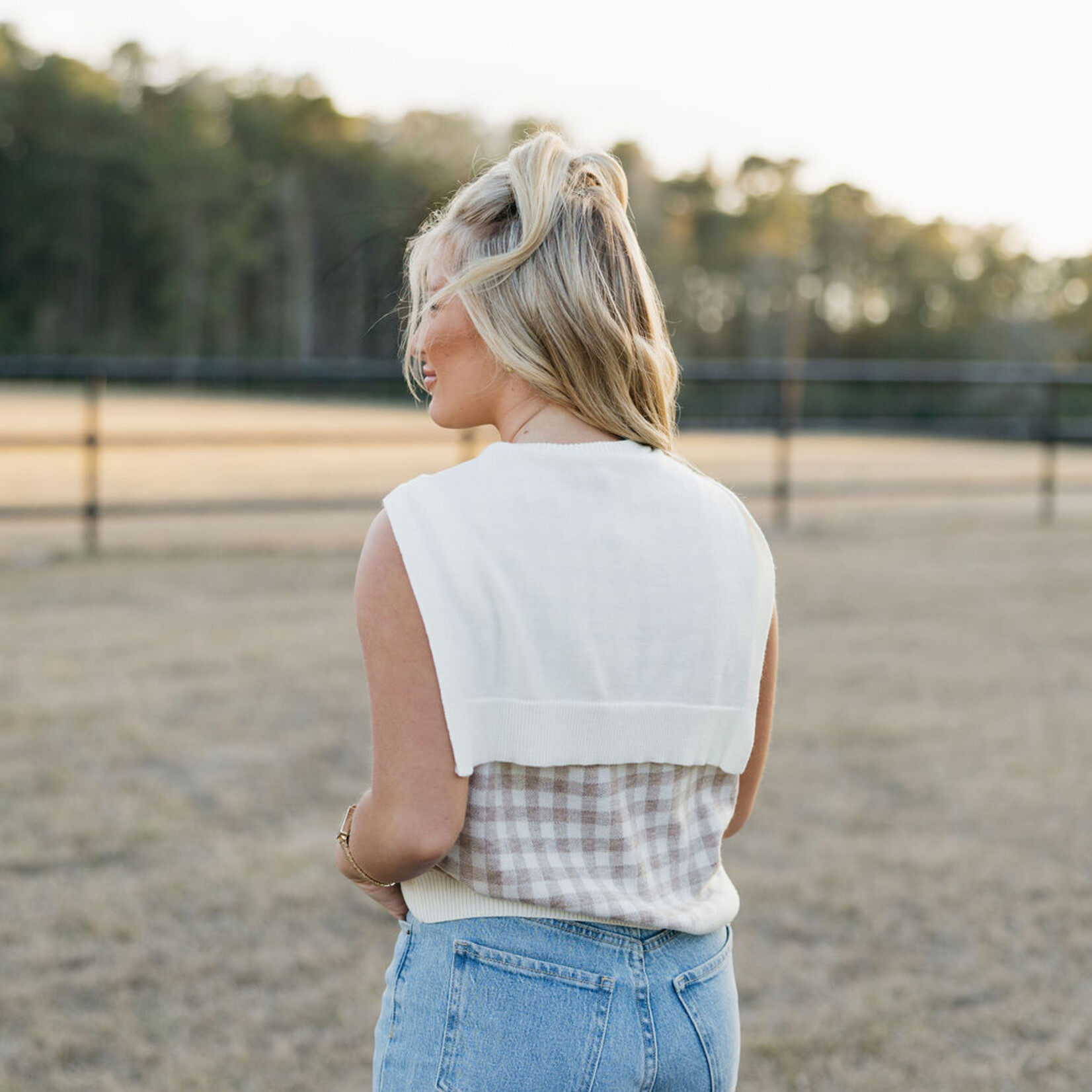 entro Faux Shoulder Sweater Tank