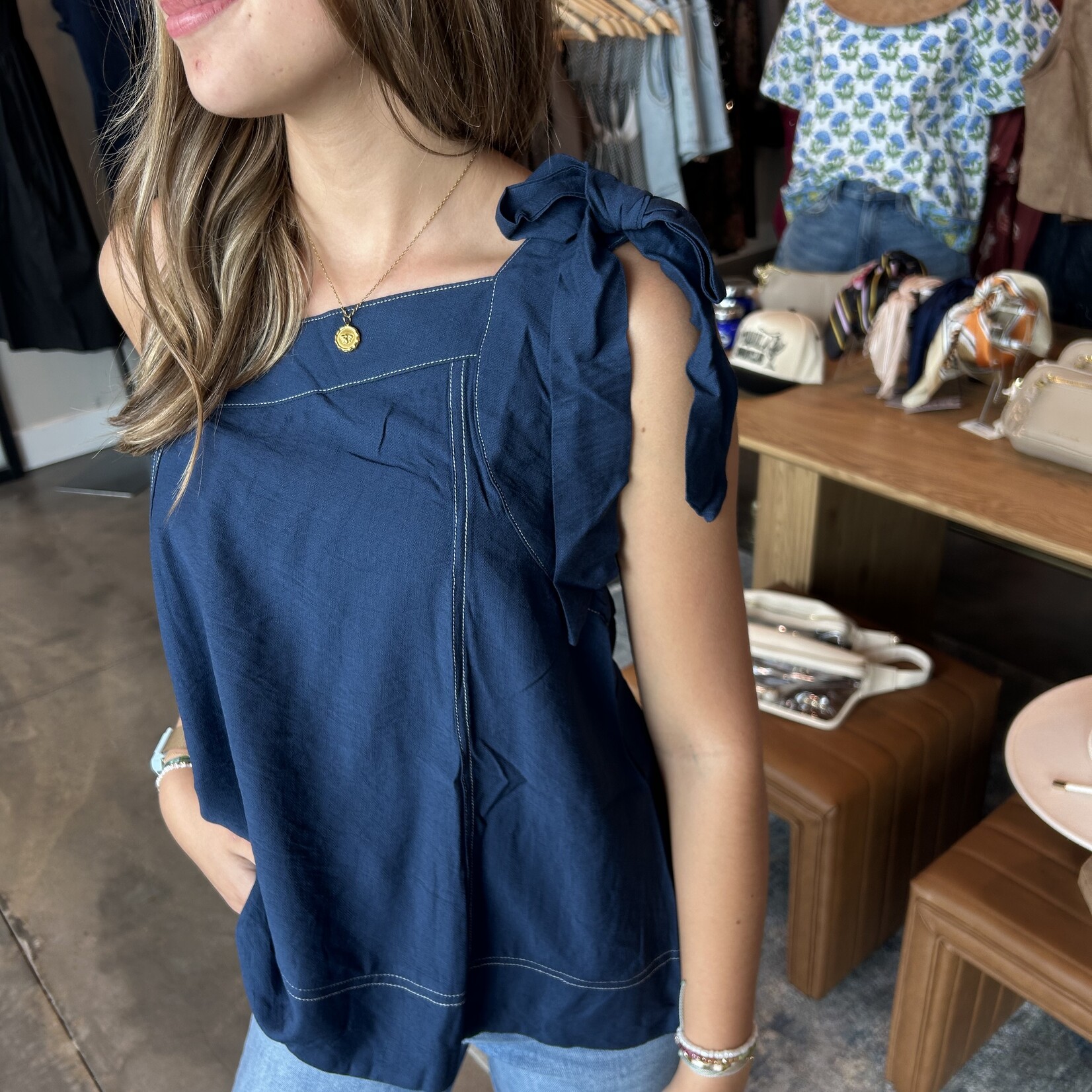 entro One Shoulder Bow Detail Flowy Blouse