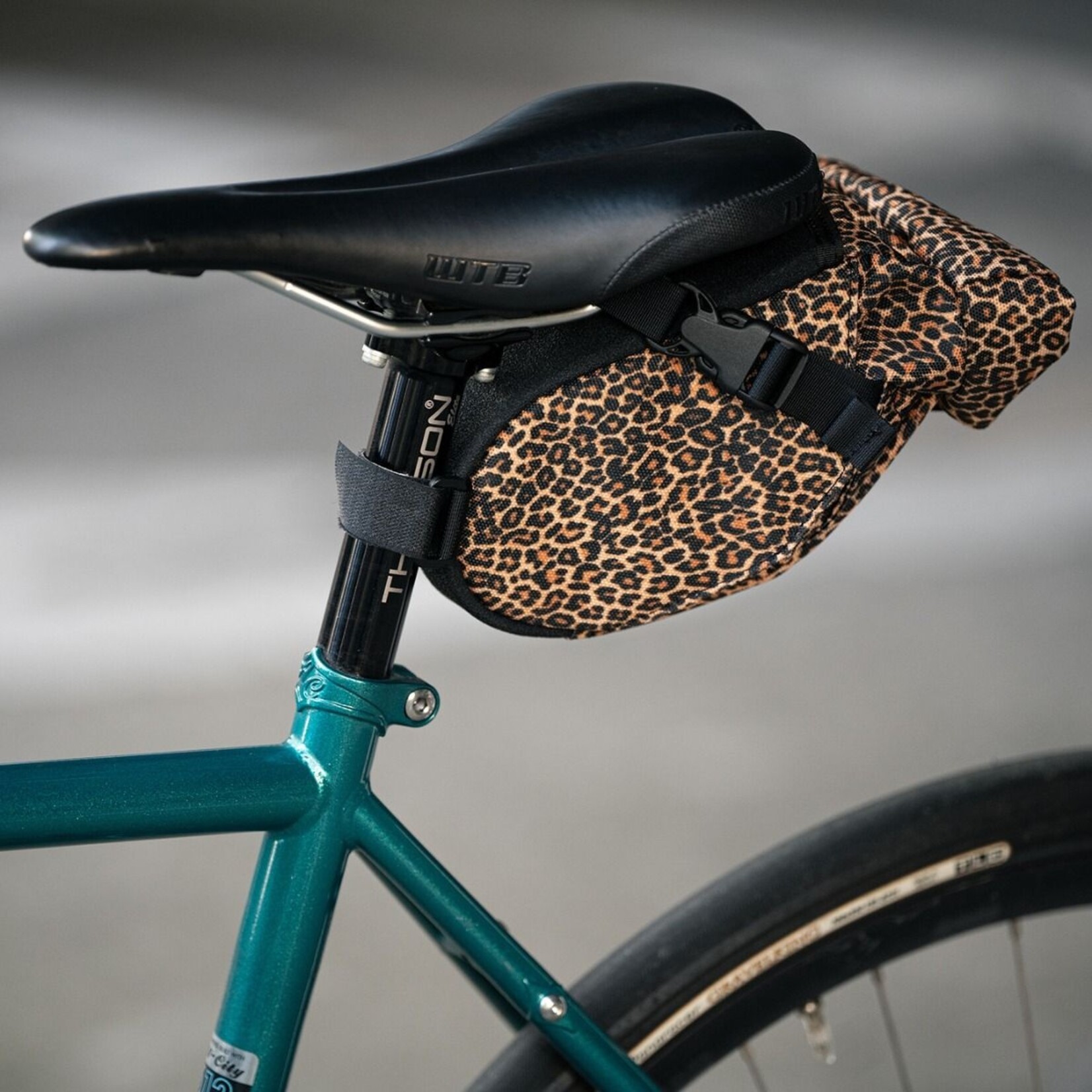 Fairweather Fairweather Seat Bag Mini Leopard