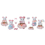 Calico Critters Fashion Playset Sugar Sweet Collection