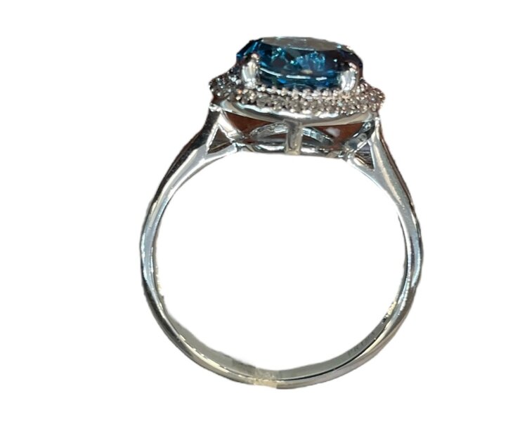 PRIMA NY (Y)14K 0.10CT & 2.27CT LONDON BLUE TOPAZ AND DIAMOND  WHITE GOLD HALO RING FINGER SIZE 6