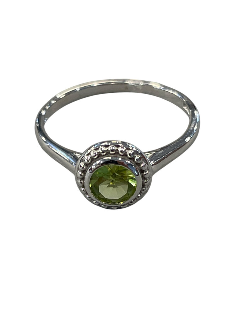 PRIMA NY (Y)14K 0.47 PERIDOT SOLITAIRE WHITE GOLD RING FINGER SIZE 6.75