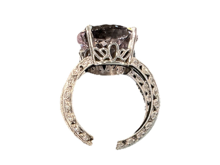 M(Y) PT&18K 15.00KUN .66MTG TACORI PLATINUM RING WITH 18K HEAD 15CT KUNZITE & .66XT H VS2 DIAMONDS ON THE MOUNTING