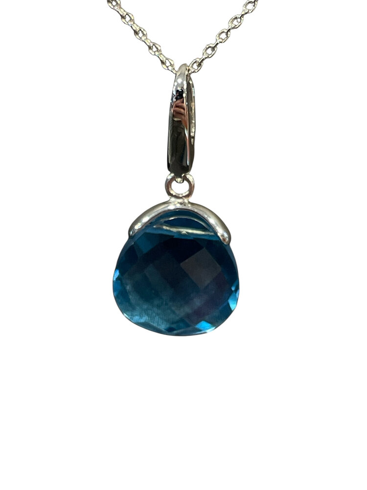 PRIMA NY (Y)14K 5.56 SWISS BLUE TOPAZ 5.56CT PENDANT ON WHITE GOLD CHAIN