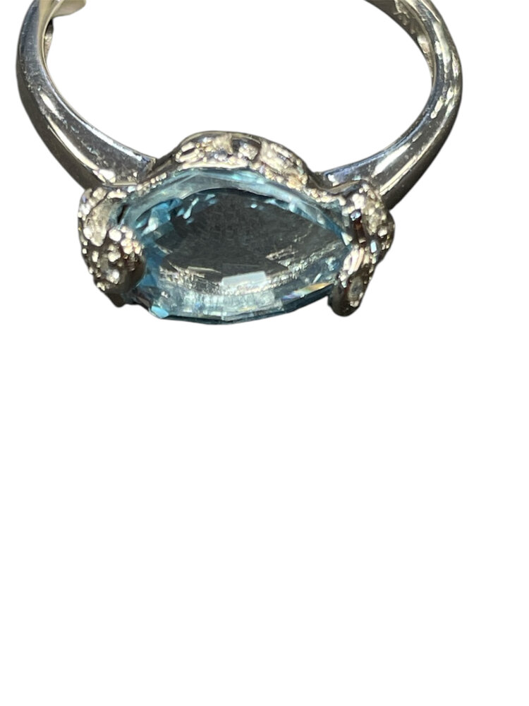 (R)14KW 2.69BT .11DIA WHITE GOLD BLUE TOPAZ AND DIAMOND RING