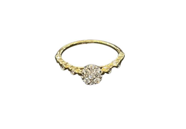 (R)14K 0.26CTW CLUSTER YELLOW GOLD RING