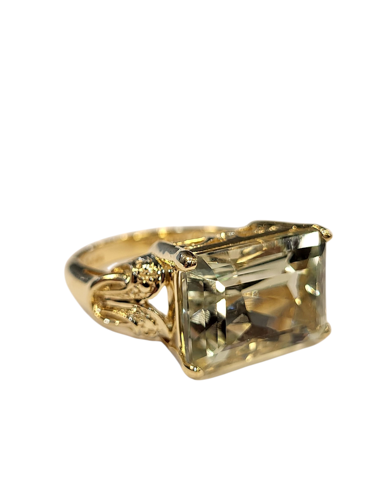 (Z)10KY 8CT QUARTZ,  YELLOW GOLD RING WITH LEM-LIME QUARTZ NATURAL GEMSTONE