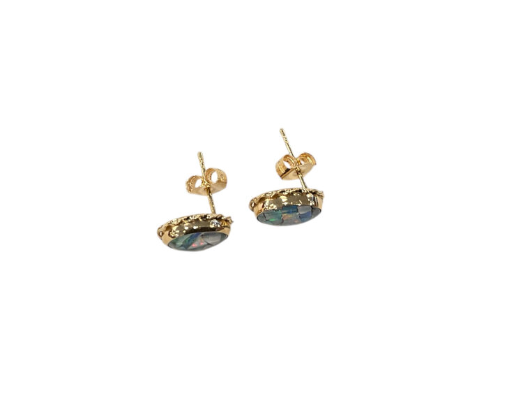 (Z)14K TRIPLET OPAL STUDS, YELLOW GOLD