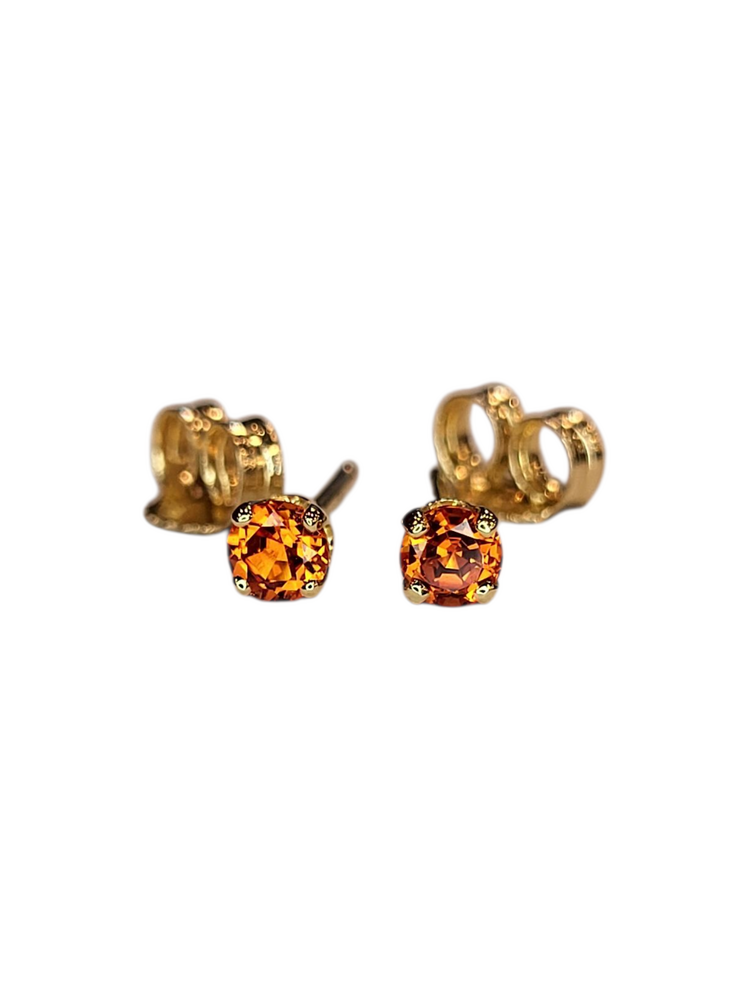 (Z) 14K .22CT GARNET , YELLOW GOLD NATURAL SPESSARTITE GARNET STUDS
