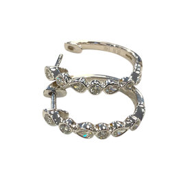 HJ NAMDAR (Y)14K 0.58CT DIAMOND, BEZEL SET PEAR AND ROUND SHAPE DIAMOND HOOPS