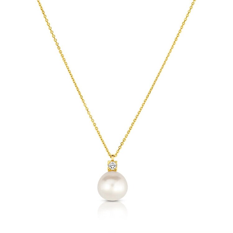 (Y) 14K Yellow Gold Pearl .94ct And Diamond .06ct Pendant With Chain