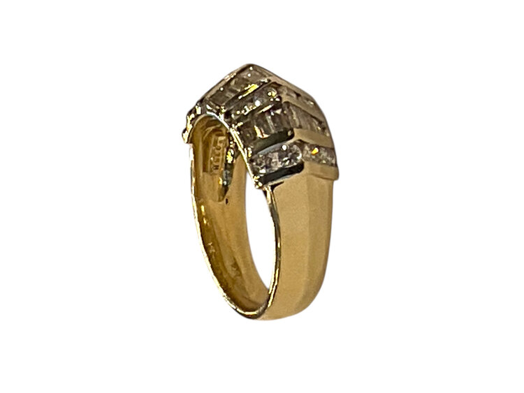 (X)DIA/14K BAND ROUND AND BAGETTE (G+/SI/VS 1.35CTW) BAND IN 14K YELLOW GOLD