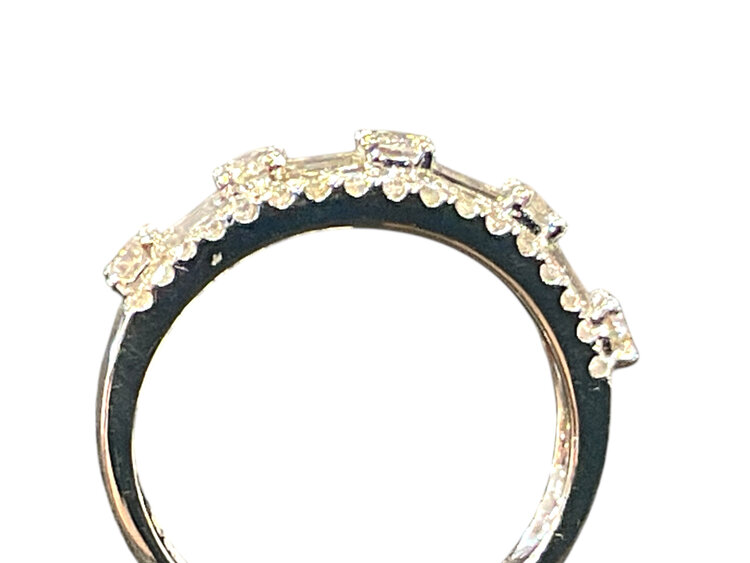 HJ NAMDAR (M)14K DIA BAGETTE (.28CTW) AND ROUND (.62CTW) BAND