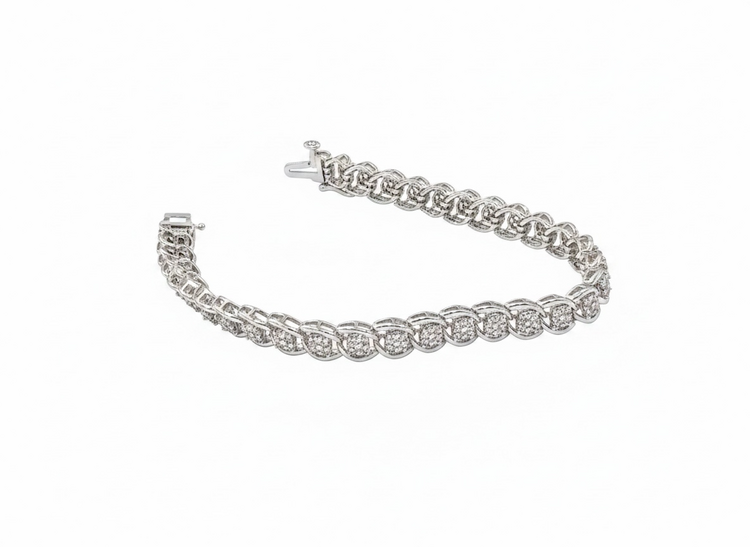 (R)925 1.0CT DIA SILVER BRACELET WITH DIAMONDS SET IN A FLOWER SHAPE