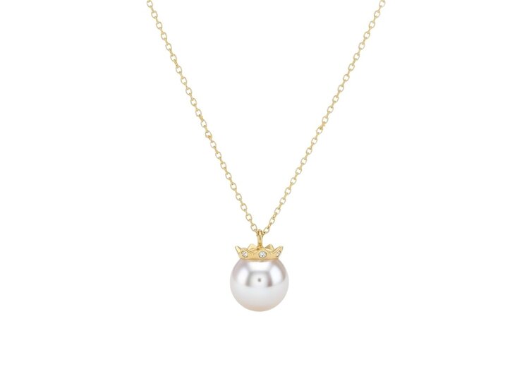 (R)10KY .08DIA FW PEARL GOLD NECKLACE WITH OFF-KILTER CROWN ADORNED WITH DIAMONDS