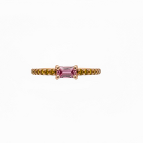 RYAN GEMS INC (Y)14KR .45PS .17CHAMPAGNE DIA BAGUETTE PINK SAPPHIRE WITH ROUND CHAMPAGNE DIAMONDS SET IN A ROSE GOLD RING
