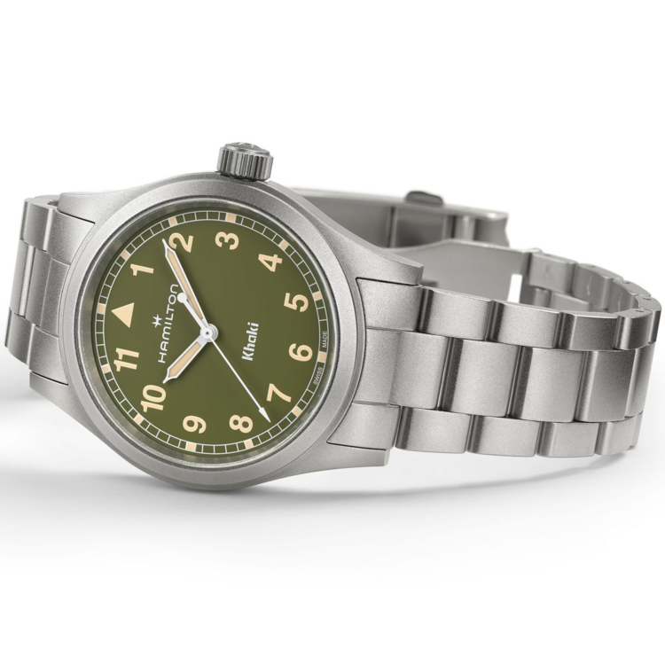 HAMILTON HAMILTON KHAKI FIELD, Reference H69401160 Caliber F06.105 Collection Khaki Field Movement Quartz Case size 38mm Thickness (mm) 8.3 Dial color Green Case material Stainless steel Crystal Sapphire Lug to lug 46mm Lug width 20mm, 80 HR POWER RESERVE