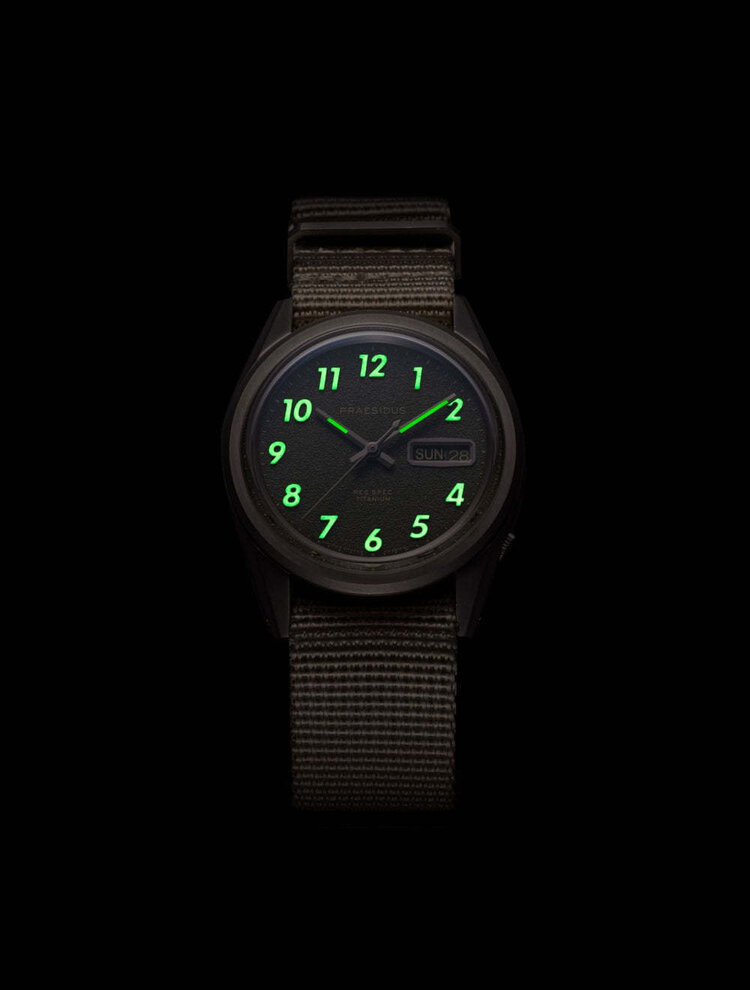 PRAESIDUS REC SPEC TITNIUM 1960’S VIETNAM TRIBUTE PRAESIDUS WATCH