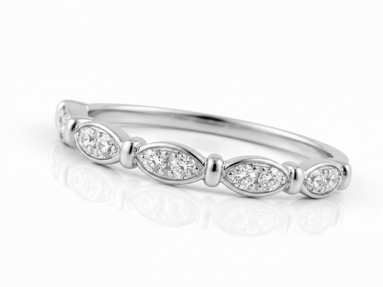HJ NAMDAR (Y)14KW 0.15CT DIA SCALLOPED W/PRONG ROUND NATURAL DIAMOND BAND