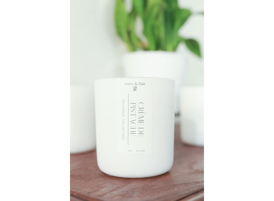 Ivory & Oak Luxury candle - 14oz