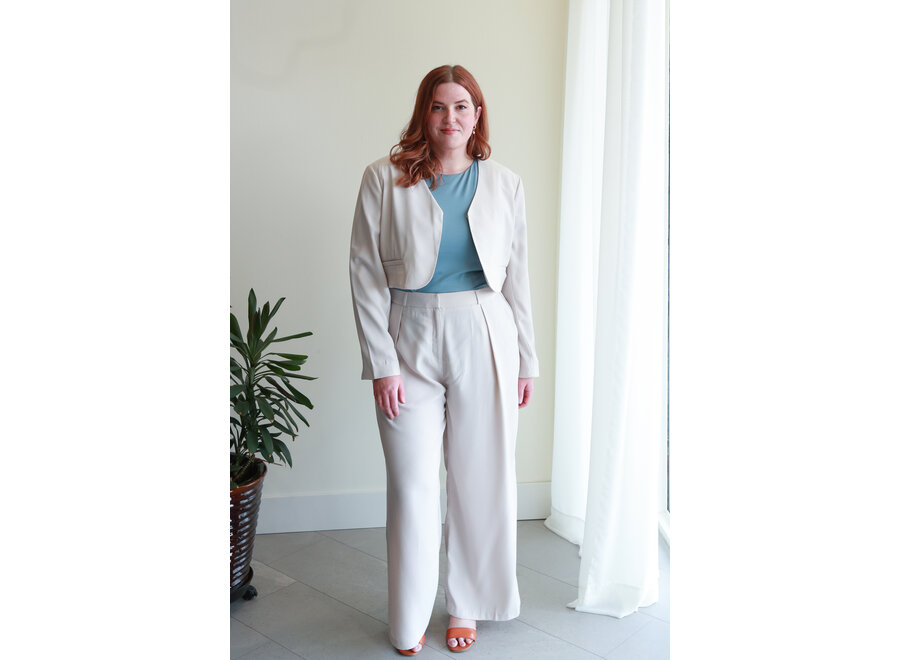 Apricot Acura pleated trousers