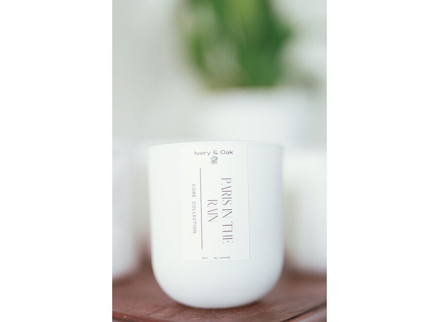 Ivory & Oak - Luxury candle - 9oz