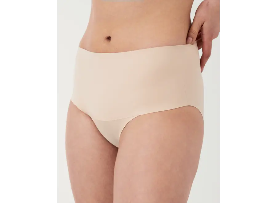 Spanx-supersmooth Undie-Tectable Brief