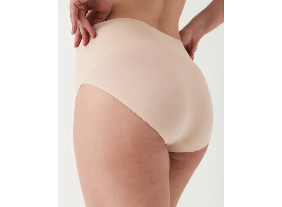 Spanx-supersmooth Undie-Tectable Brief