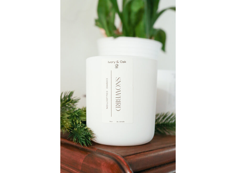 Ivory & Oak Luxury candle - 14oz