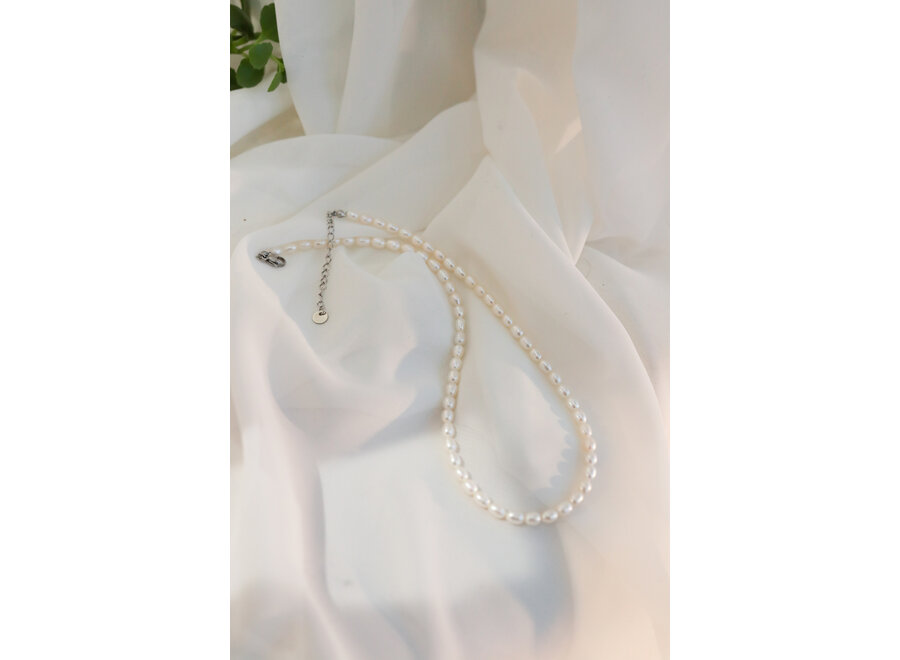 Blossom Beads Pearl Choker