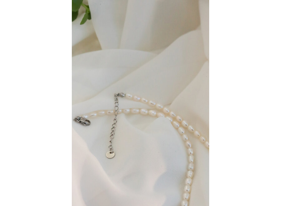 Blossom Beads Pearl Choker
