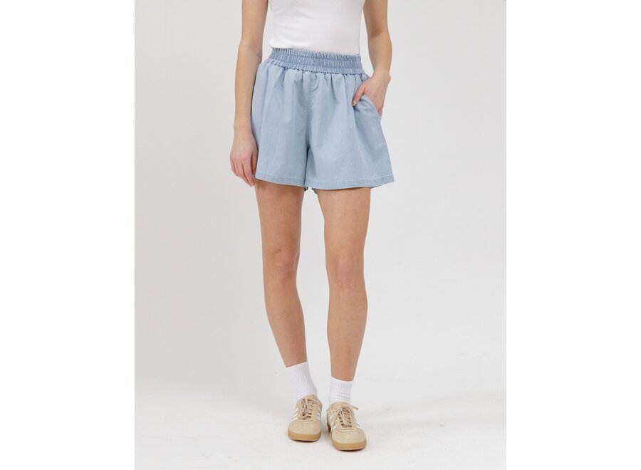 Brunette The Label Chambray Short