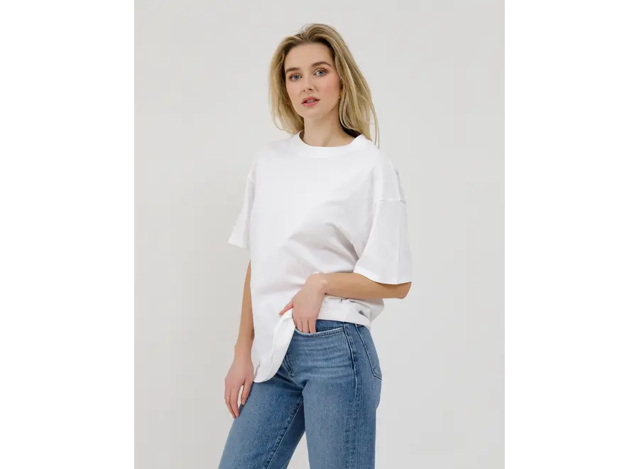 Brunette The Label Oversized Boxy Tee