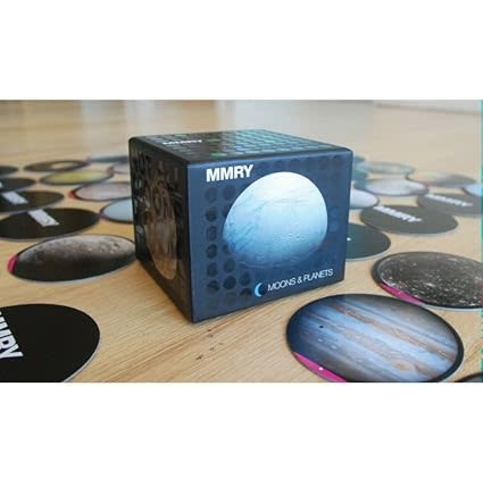 Copernicus Toys MMRY: Moons and Planets Memory Game