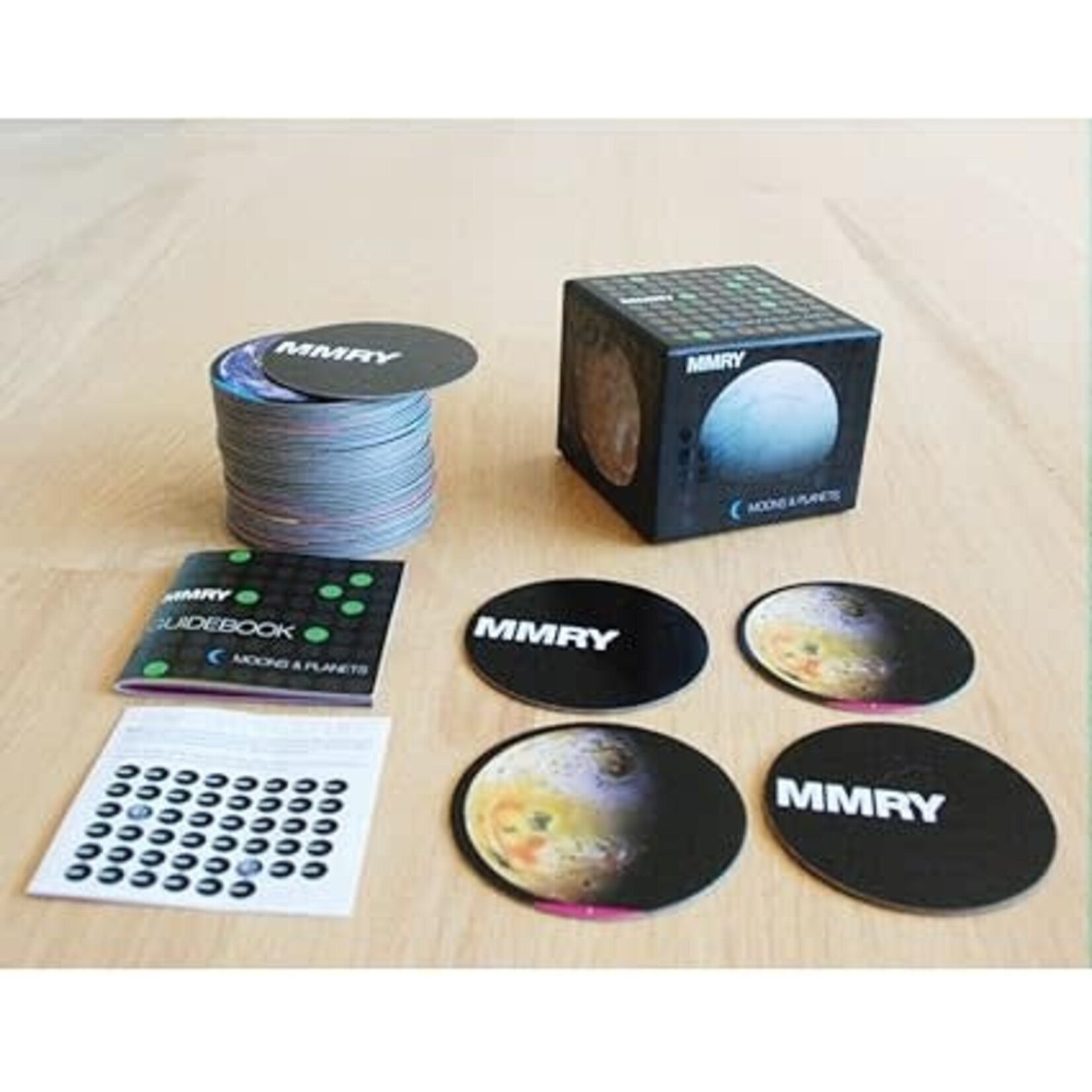 Copernicus Toys MMRY: Moons and Planets Memory Game