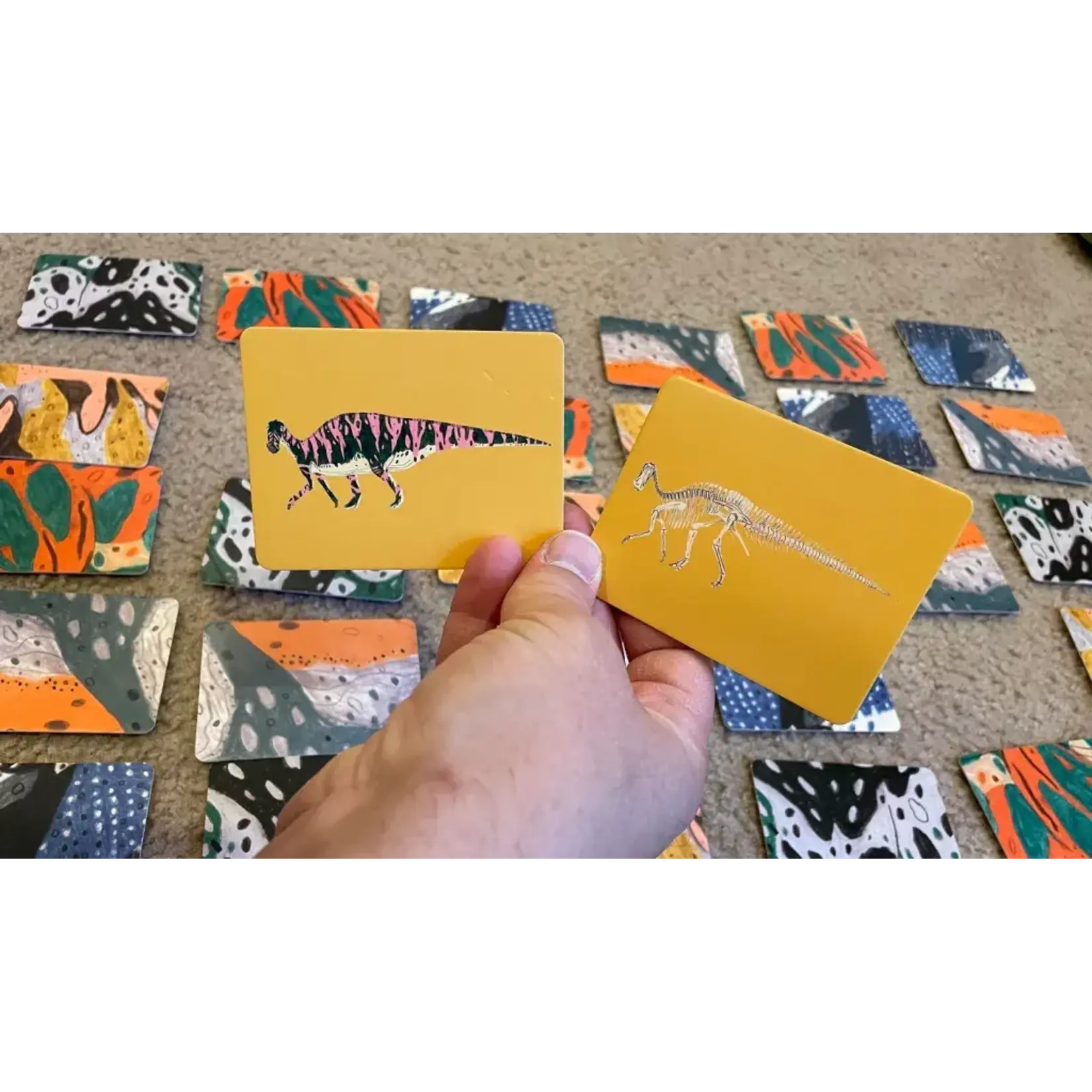 Laurence King Publishing Match These Bones