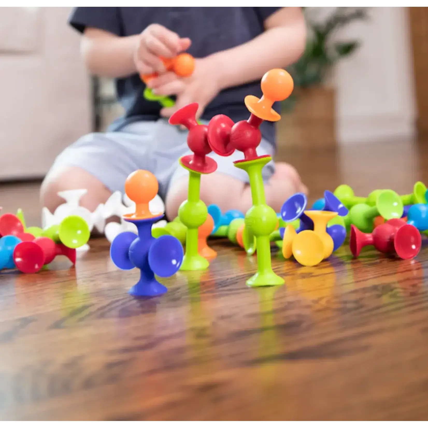 Fat Brain Squigz Starter Set